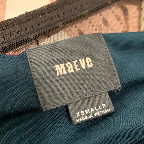 ANTHRO MAEVE Tamera Wrap Dress in Red Motif - Picture 9 of 14